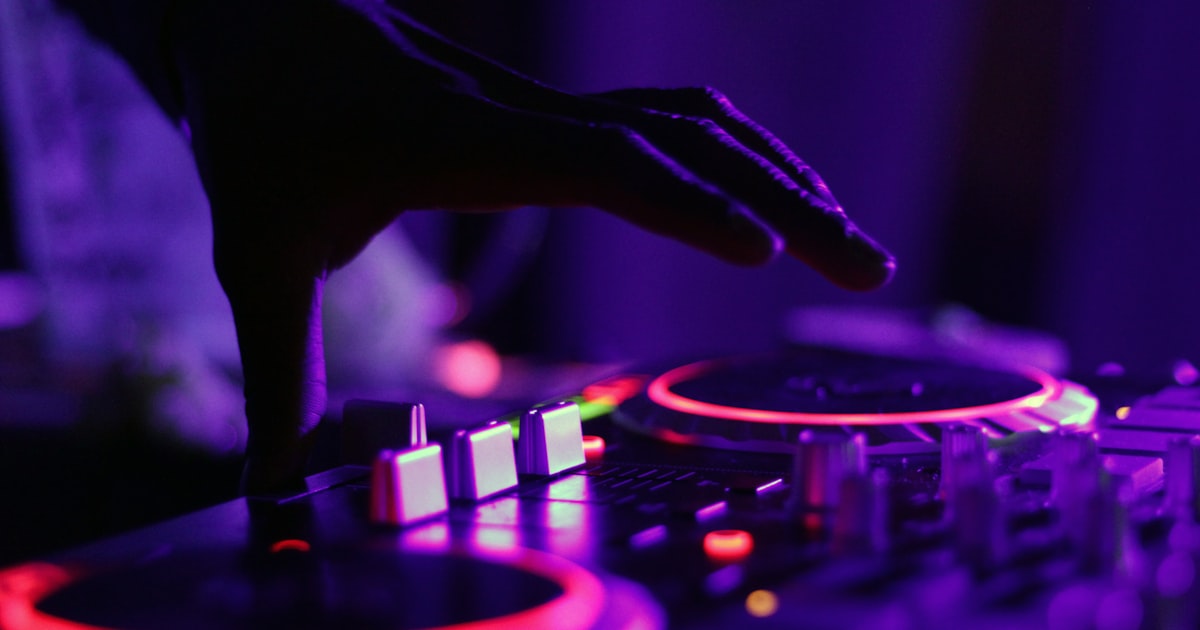 The Independent Artist's Complete Playbook for Spotify in 2026